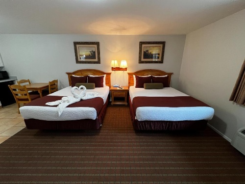 Alpine Motel image 14