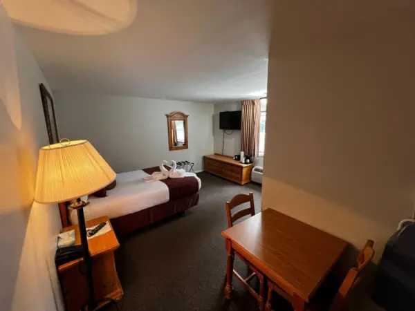 Alpine Motel 5