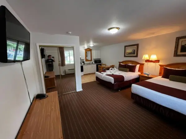 Alpine Motel 6